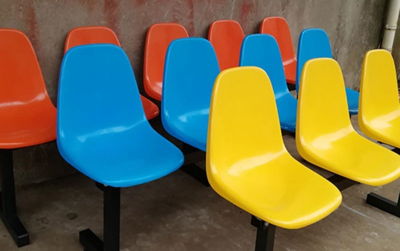 添加了光穩(wěn)定劑的戶外座椅